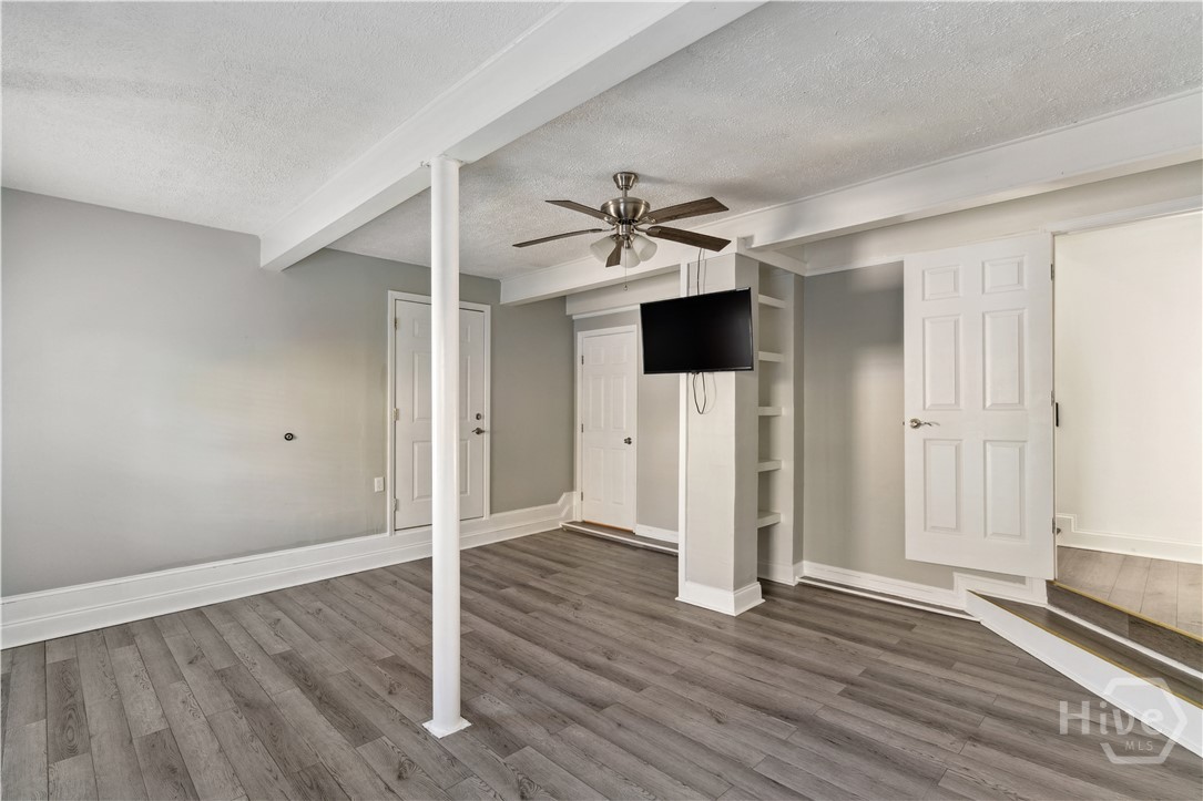 240 Georgia Street Property Photo 17