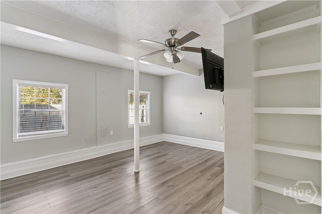 240 Georgia Street Property Photo 18