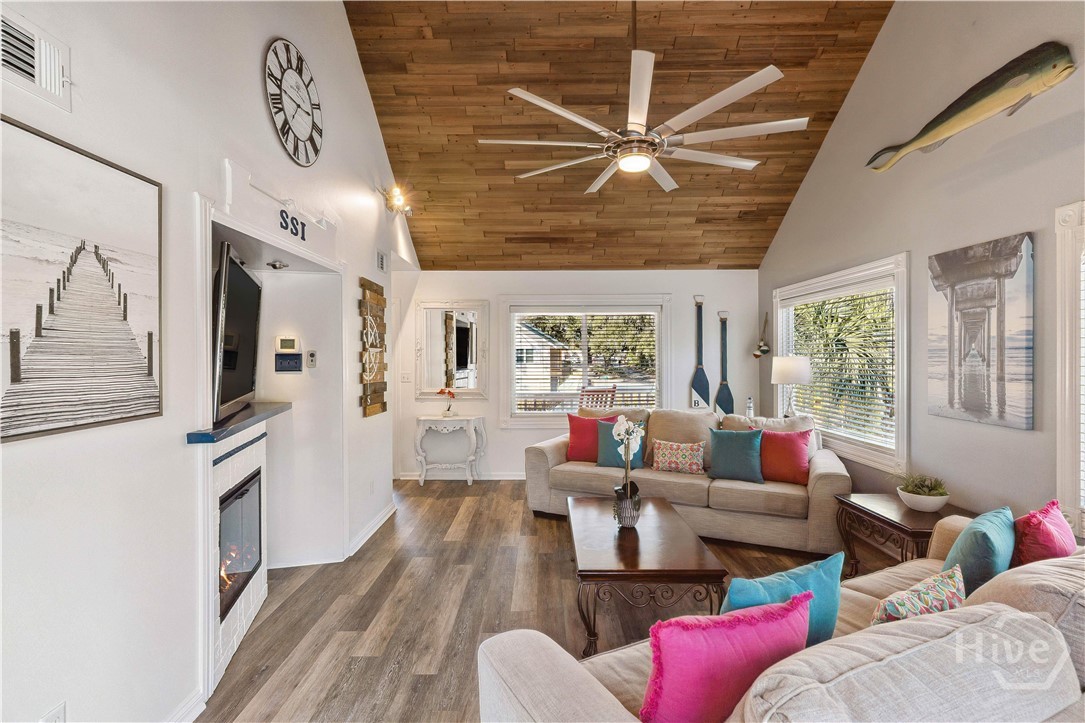 240 Georgia Street Property Photo 50