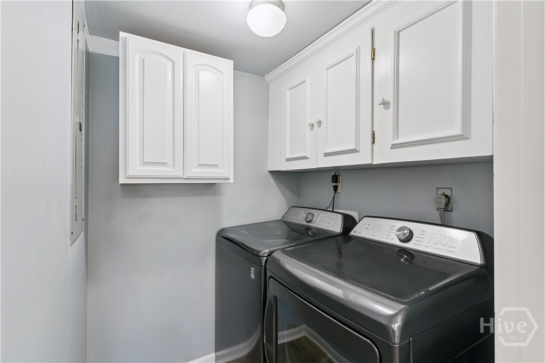 240 Georgia Street Property Photo 55