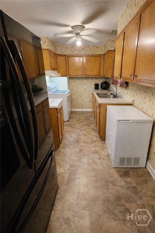 2221 Lorraine Court Property Photo 4