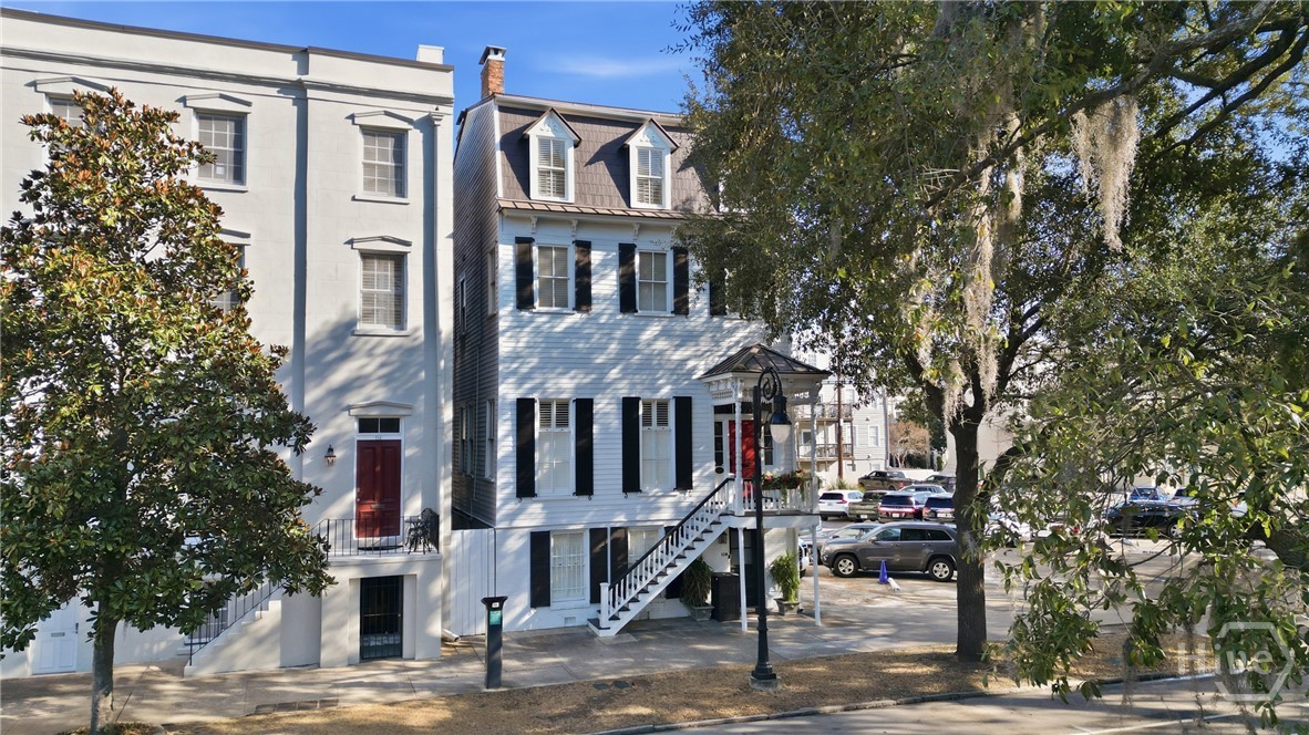 114 W Liberty Street Property Photo 2