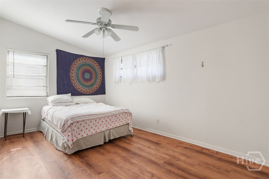 506 Mclaws Street Property Photo 14