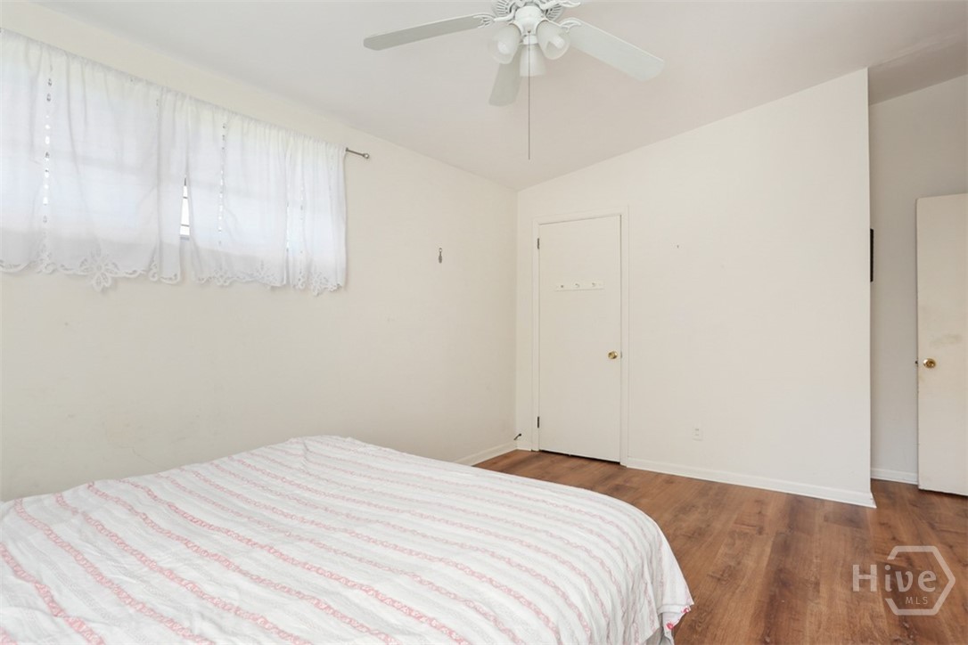 506 Mclaws Street Property Photo 15