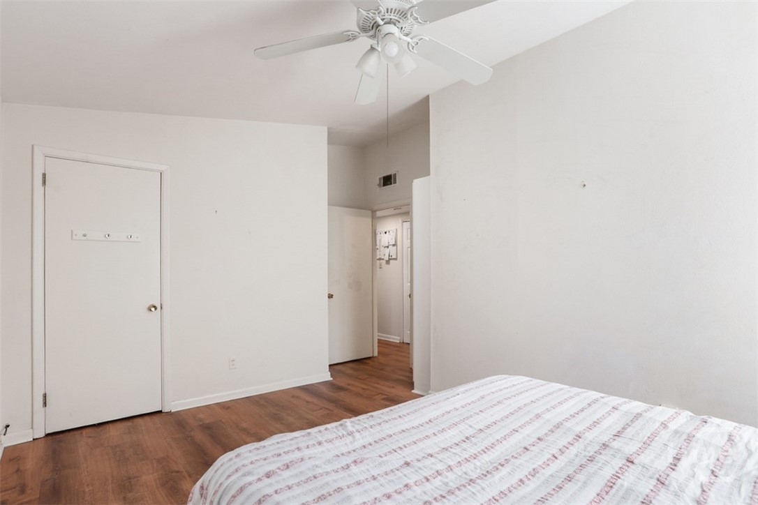 506 Mclaws Street Property Photo 16