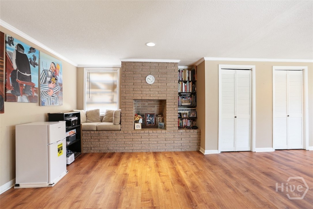 506 Mclaws Street Property Photo 28