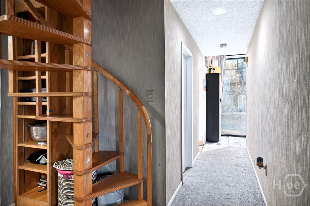 102 Stuart Street Property Photo 34