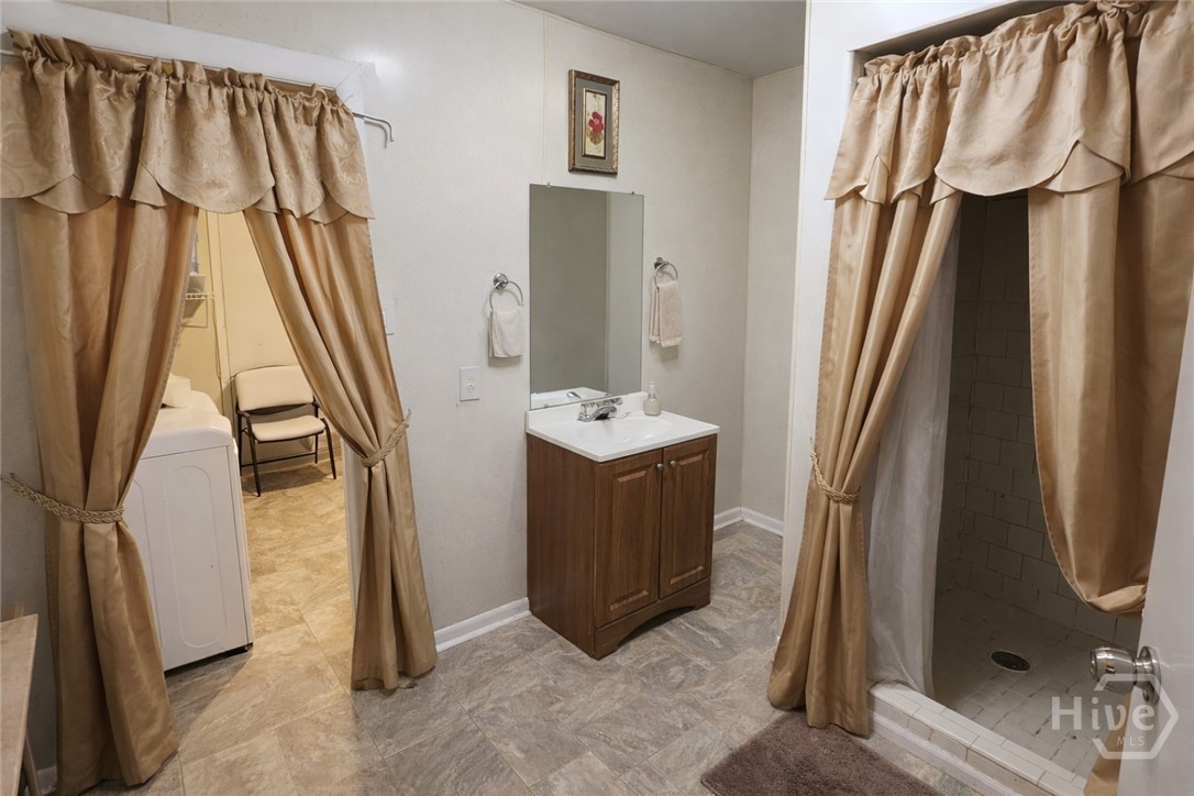 2348 Toussaint Avenue Property Photo 15