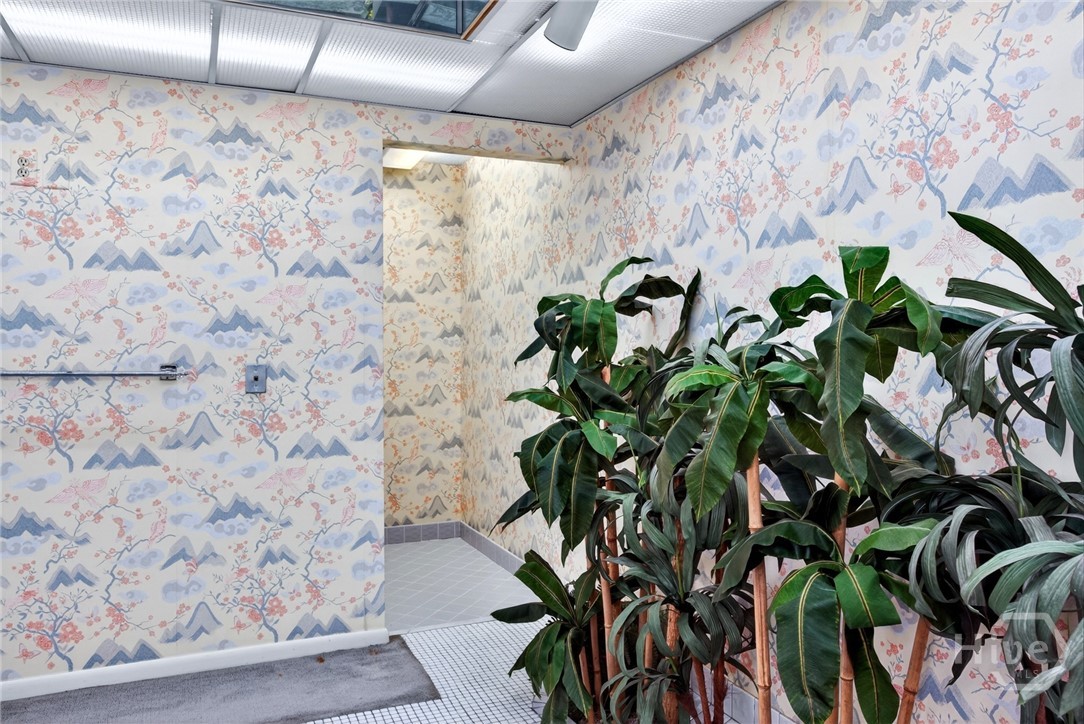 102 Stuart Street Property Photo 18