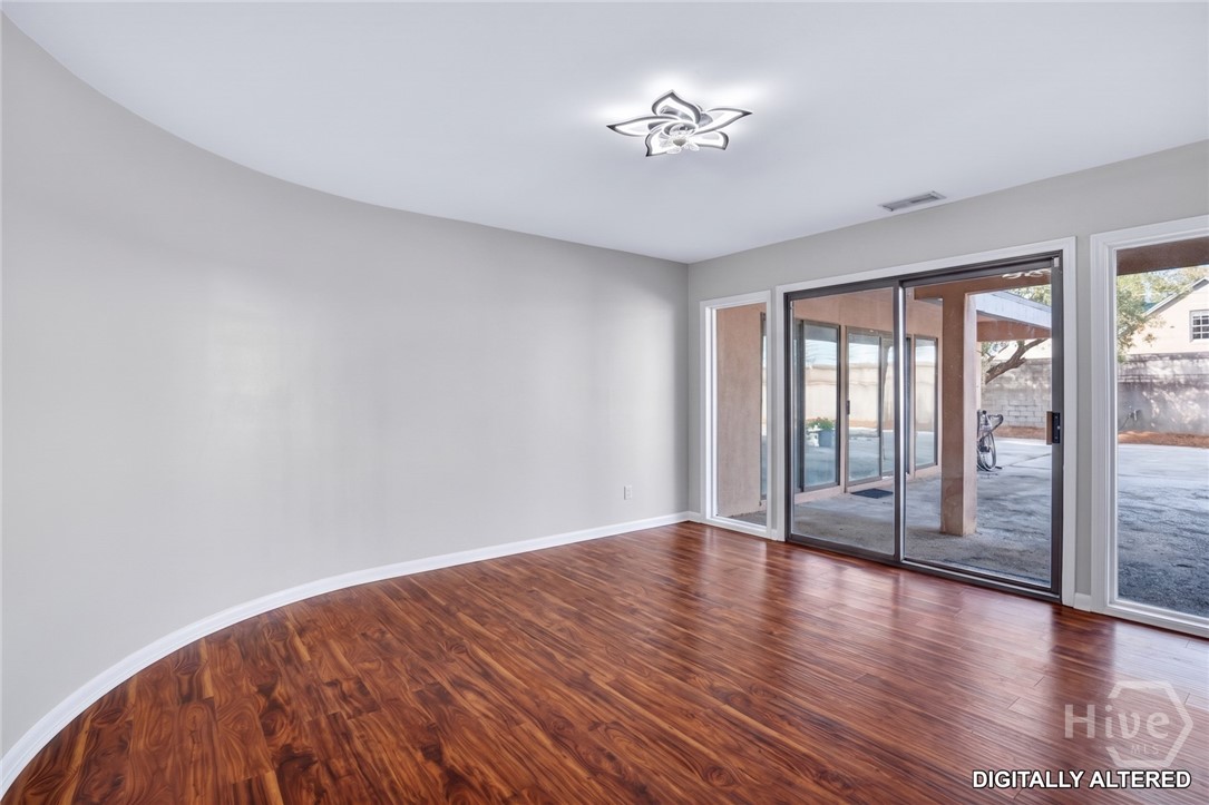 102 Stuart Street Property Photo 20