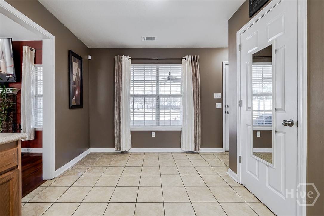 228 Wild Rose Drive Property Photo 18