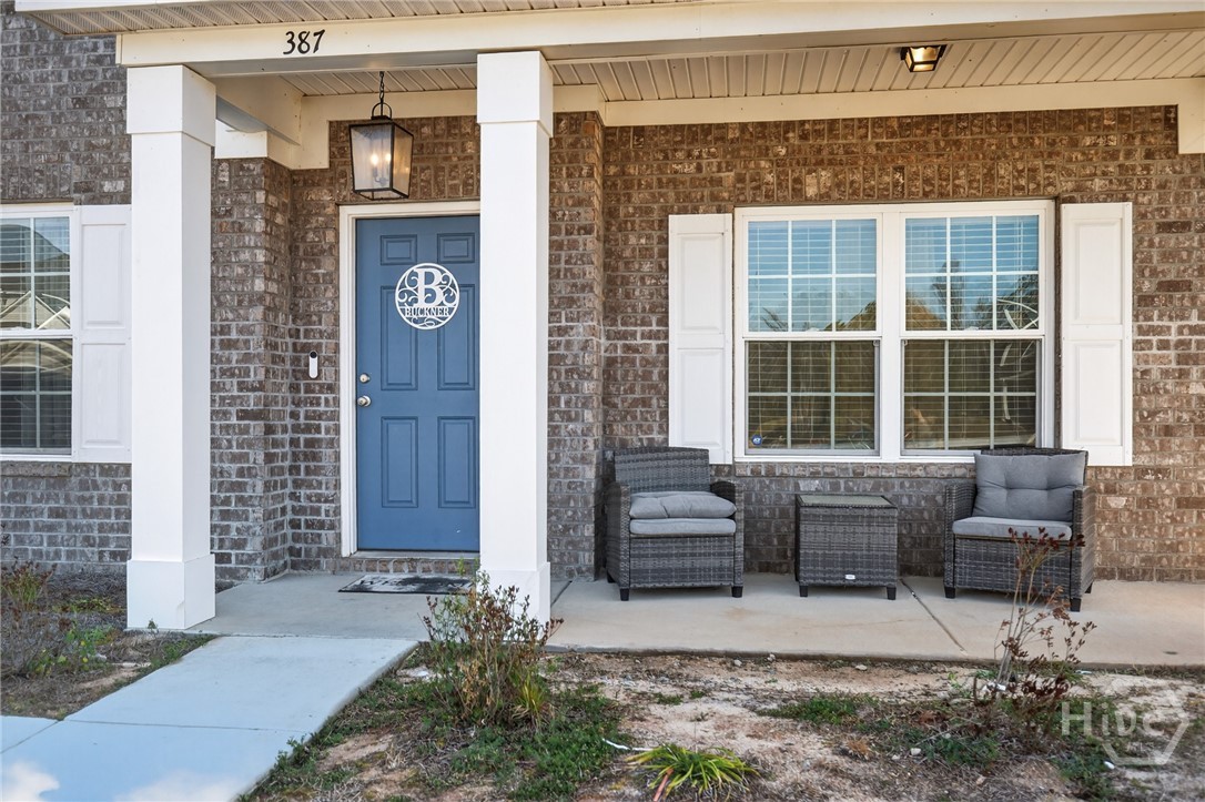 387 Ne Akins Ranch Road Property Photo 4