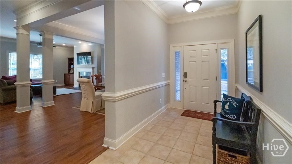 2102 River Oaks Drive Property Photo 4