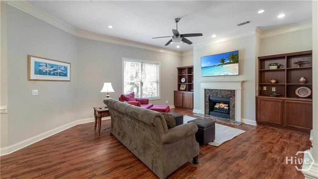 2102 River Oaks Drive Property Photo 8