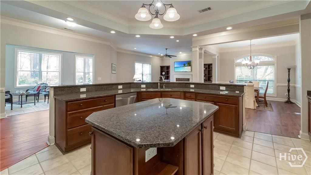 2102 River Oaks Drive Property Photo 16