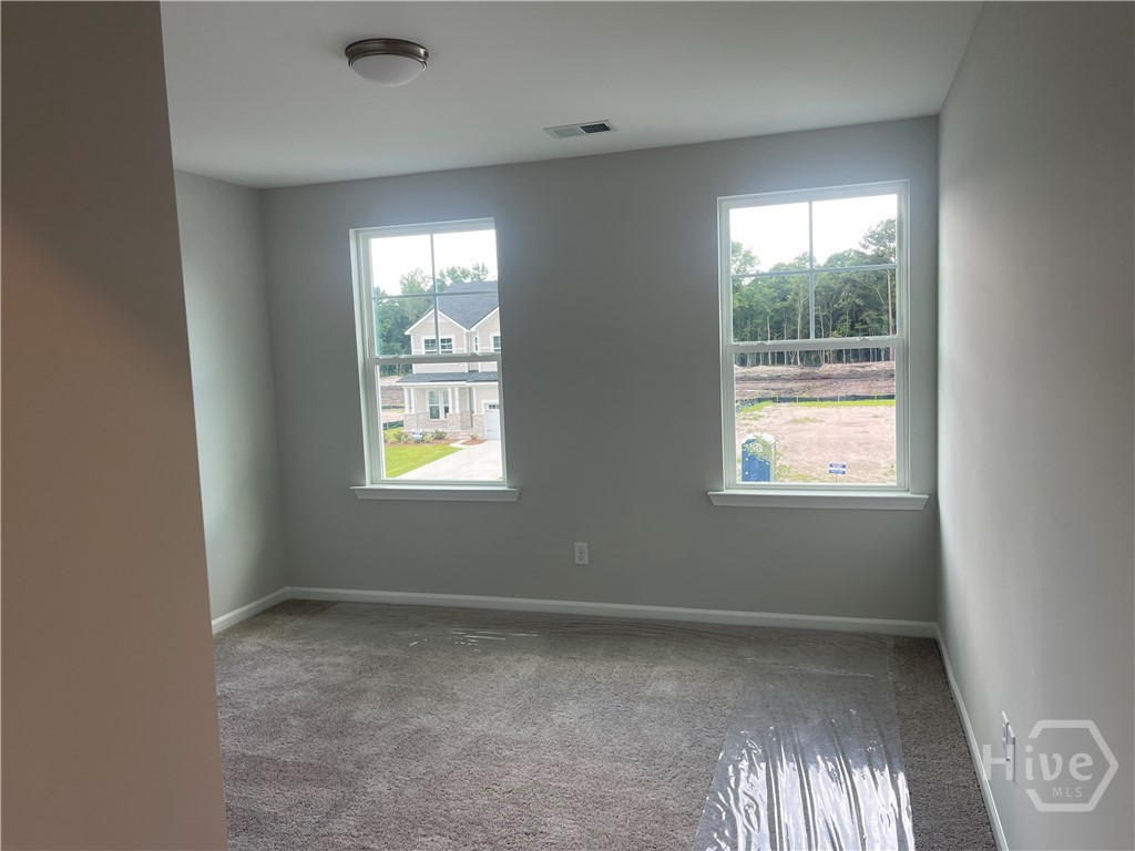 185 Champlain Drive Property Photo 12