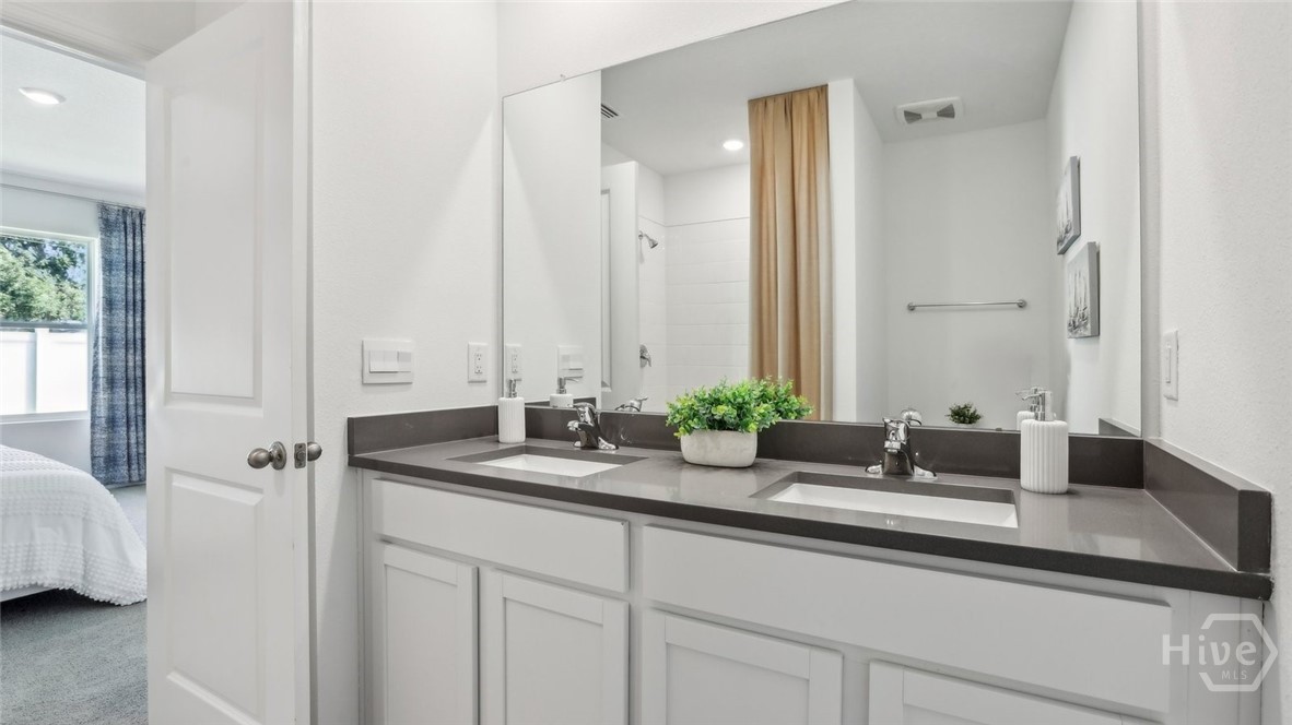 46 Lakefront Drive Property Photo 16