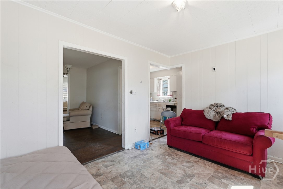 5 Holly Street Property Photo 11