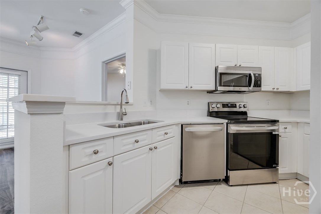 1513 Whitemarsh Way Property Photo 8