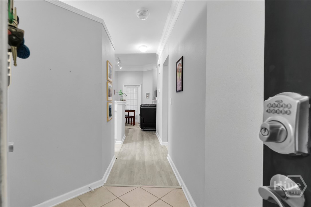 1733 Whitemarsh Way Property Photo 4