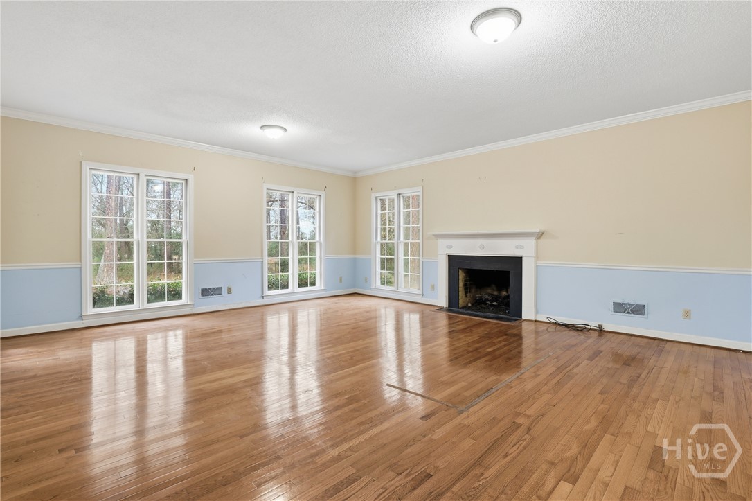 208 Timberline Road Property Photo 11