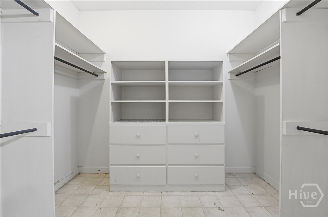 208 Timberline Road Property Photo 16