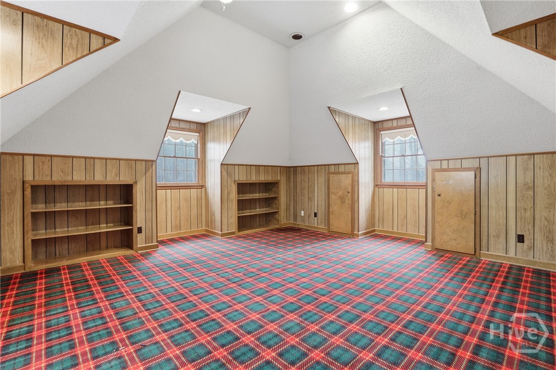 208 Timberline Road Property Photo 30