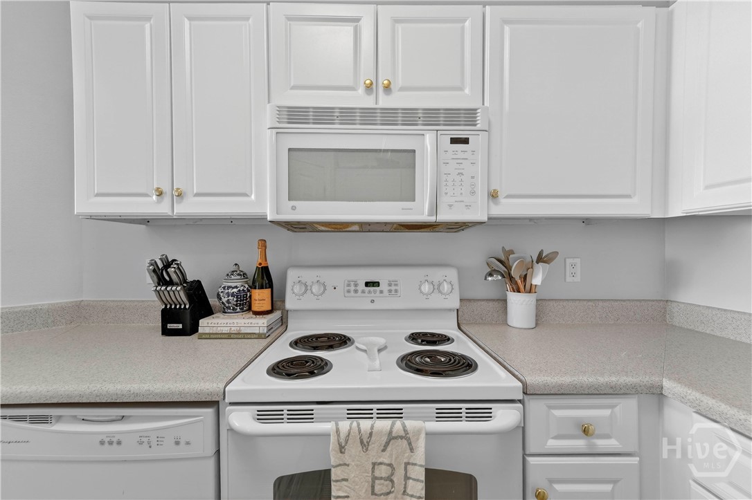 2136 Whitemarsh Way Property Photo 11