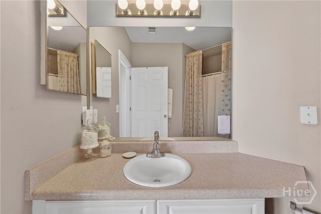 2136 Whitemarsh Way Property Photo 14