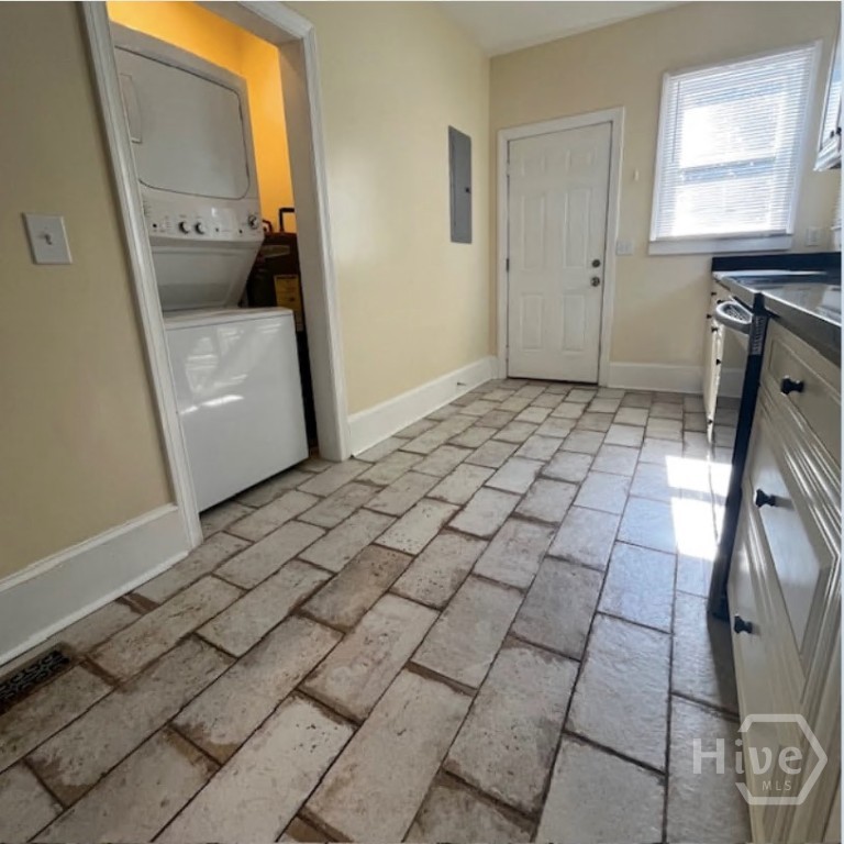 1115 E 32nd Street Property Photo 9