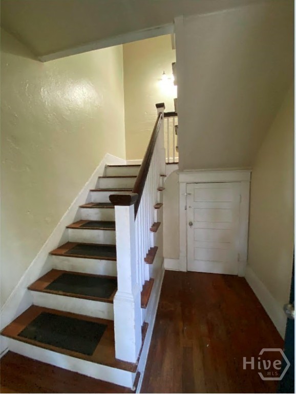 1115 E 32nd Street Property Photo 11