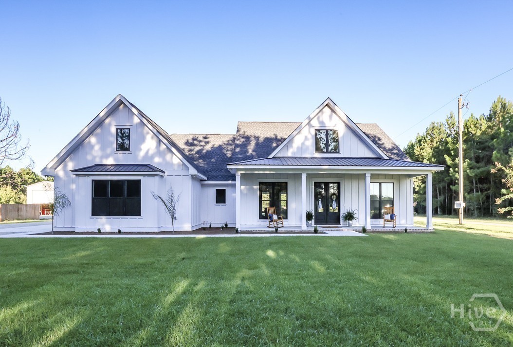 1049 Mccall Road Property Photo 1