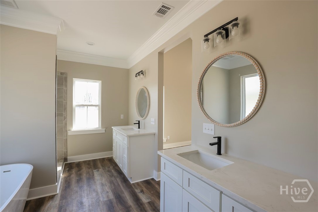 1049 Mccall Road Property Photo 24