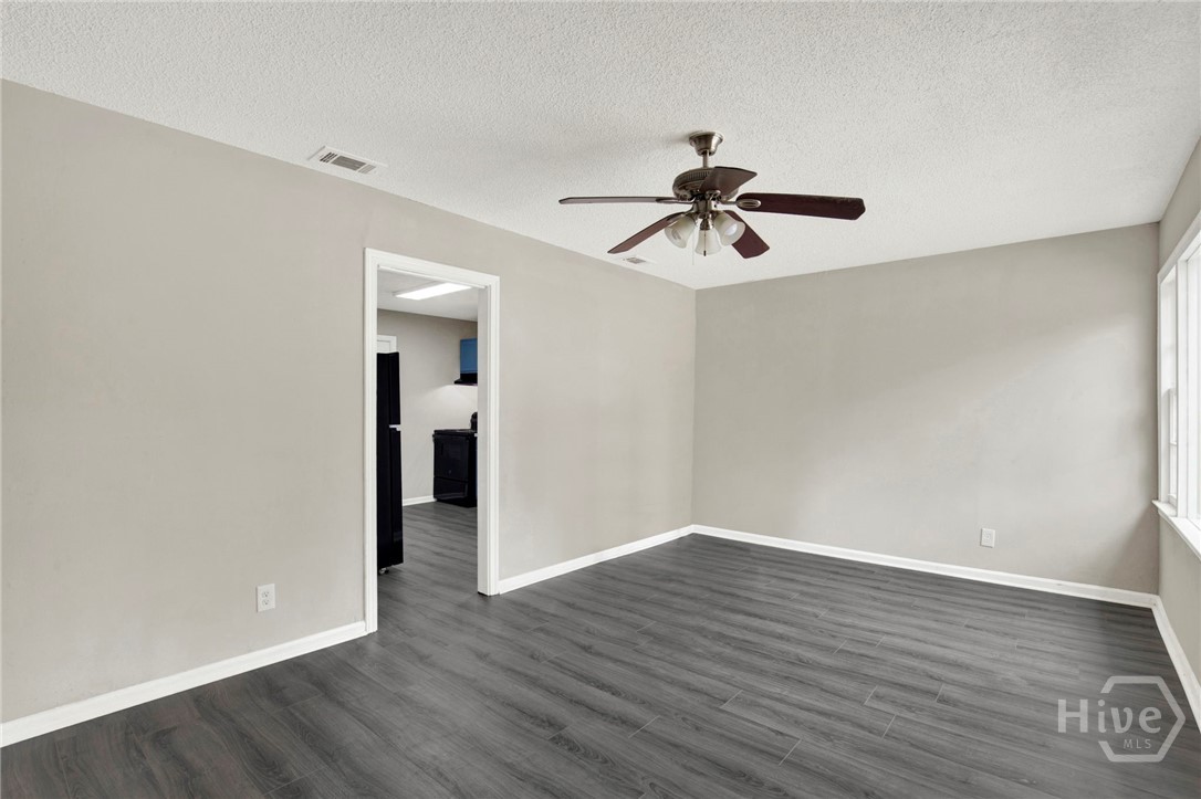 223 Godsells Street Property Photo 4