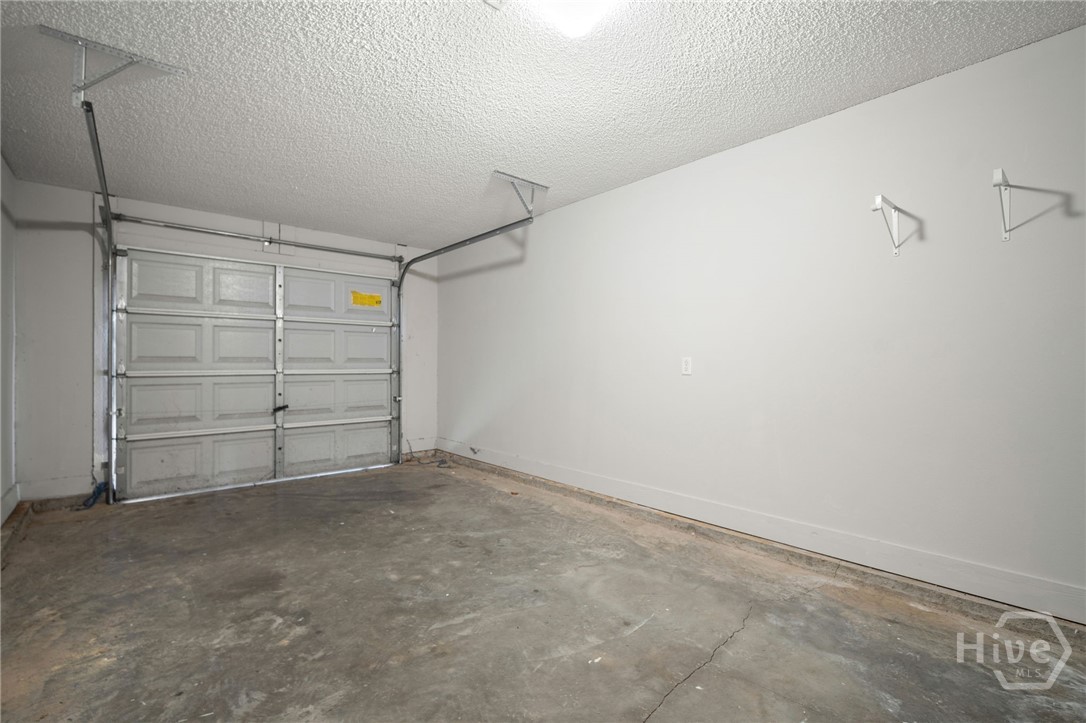 5030 Winfield Drive Property Photo 4