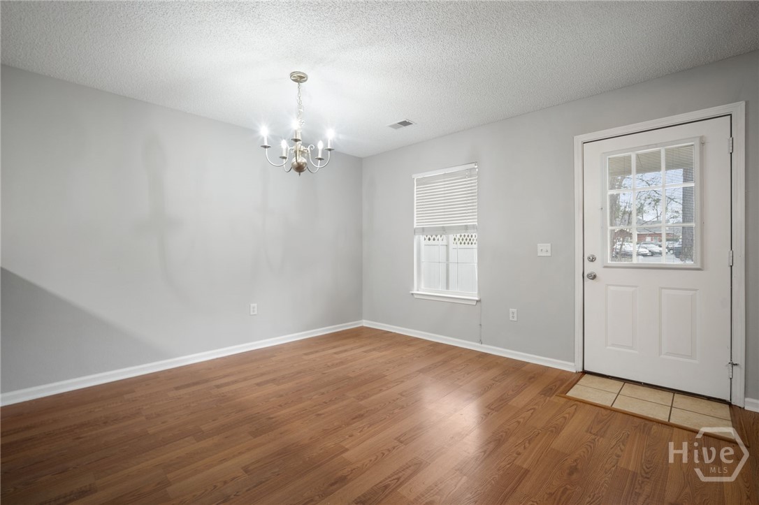 5030 Winfield Drive Property Photo 9