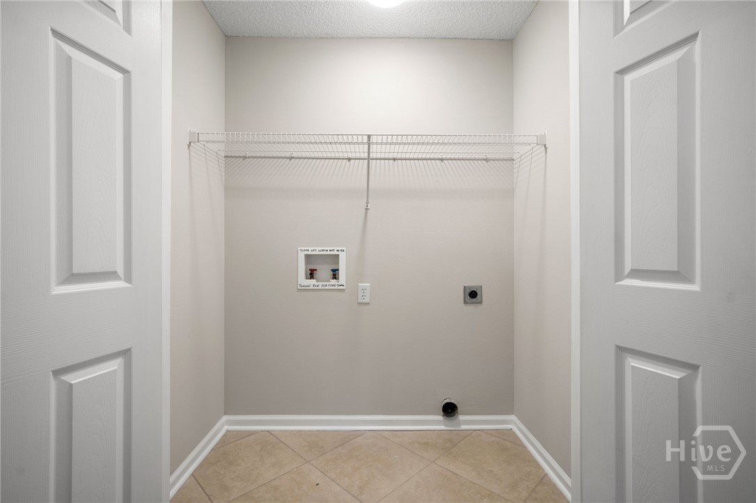 5030 Winfield Drive Property Photo 21