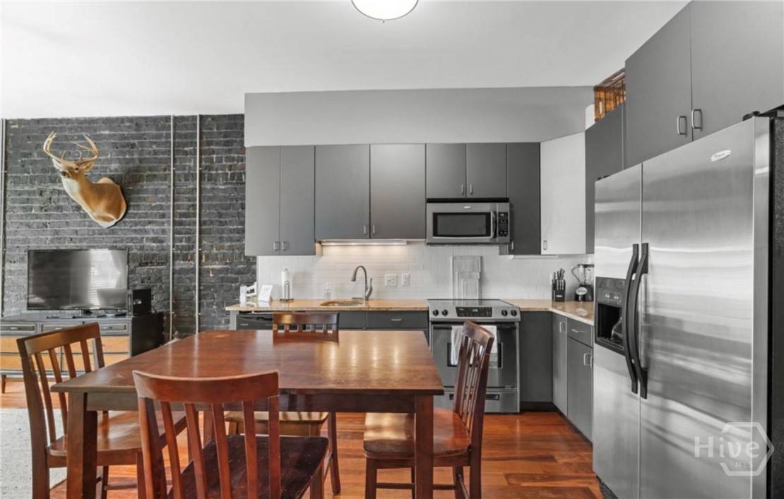 310 W Broughton Street 3011 Property Photo 8