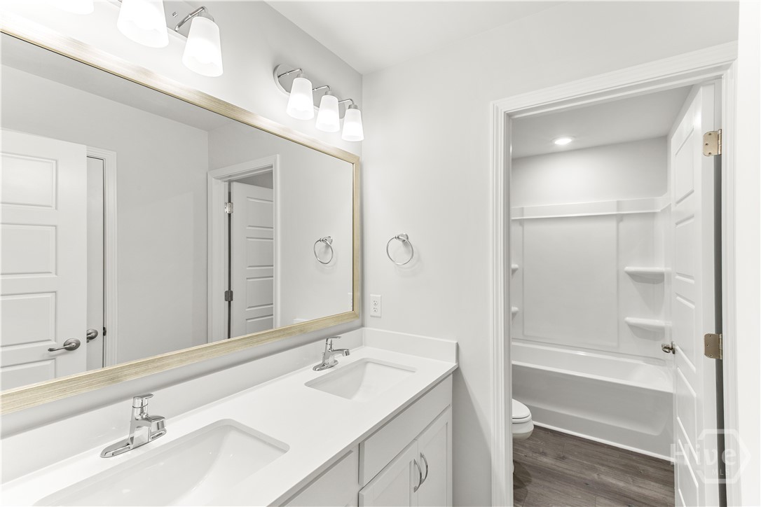 109 Pinebury Road Property Photo 21