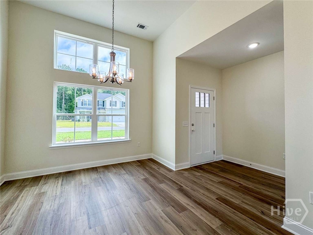 201 Providence Loop Property Photo 4