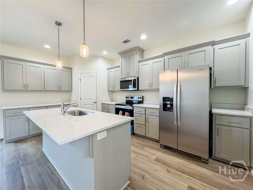 201 Providence Loop Property Photo 8