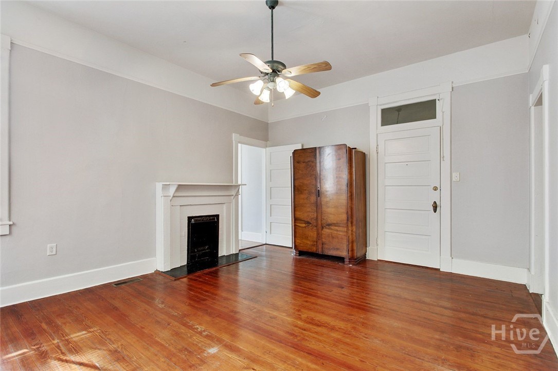 214 W Park Avenue W Property Photo 8