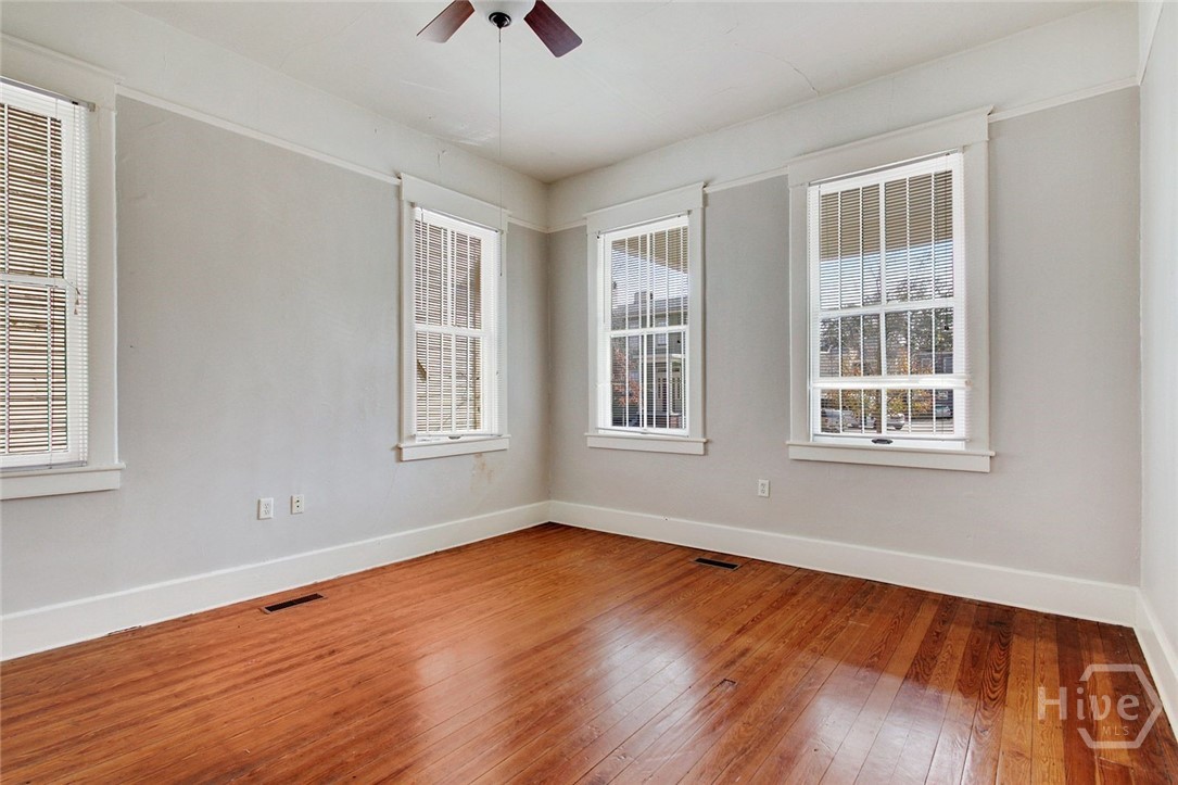 214 W Park Avenue W Property Photo 14