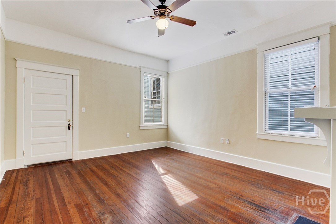 214 W Park Avenue W Property Photo 28