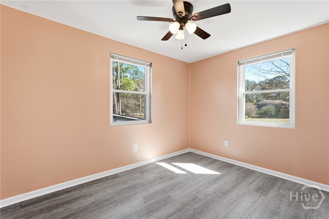 407 Willow Road Property Photo 16