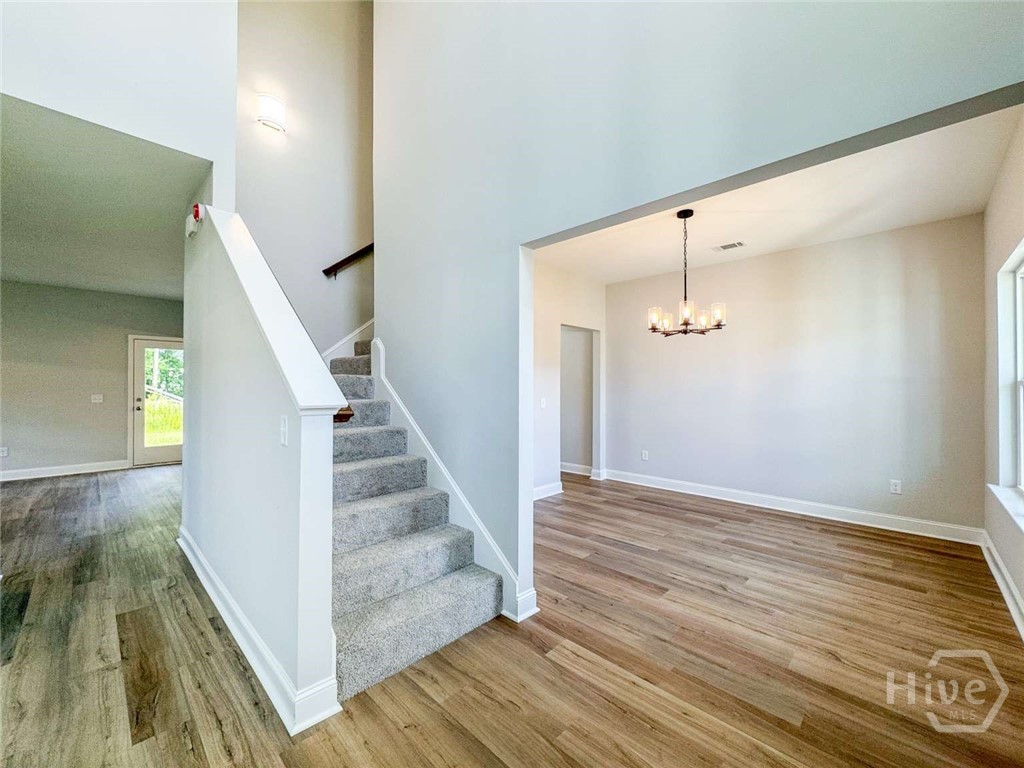 112 Providence Loop Property Photo 4