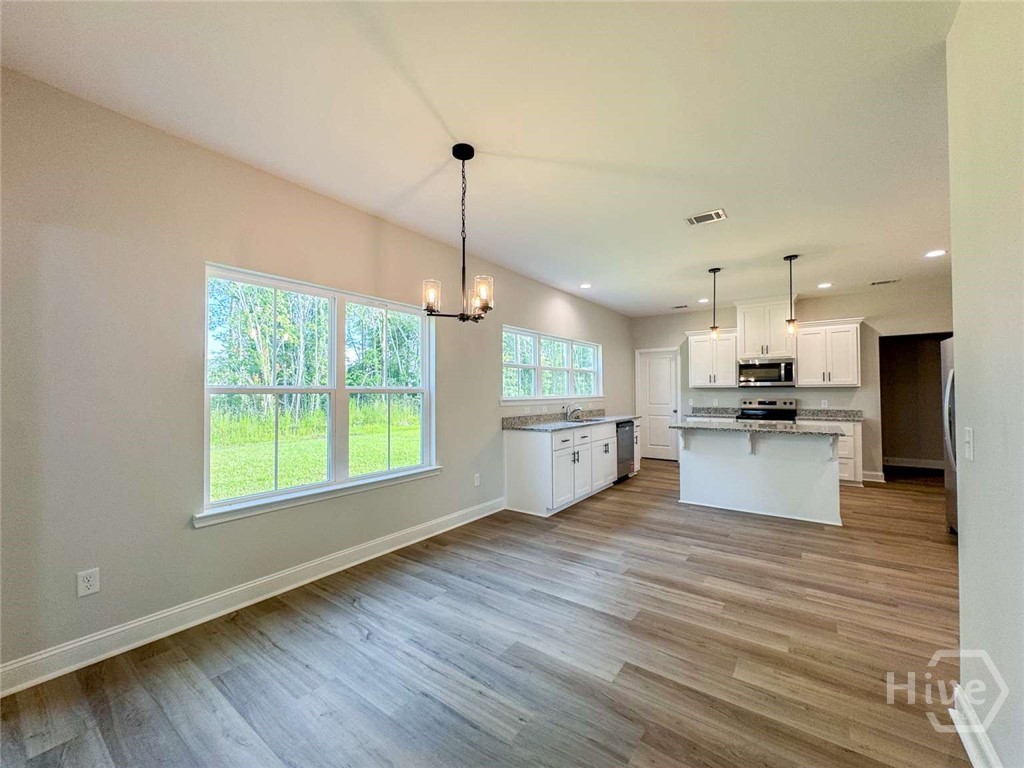 112 Providence Loop Property Photo 8
