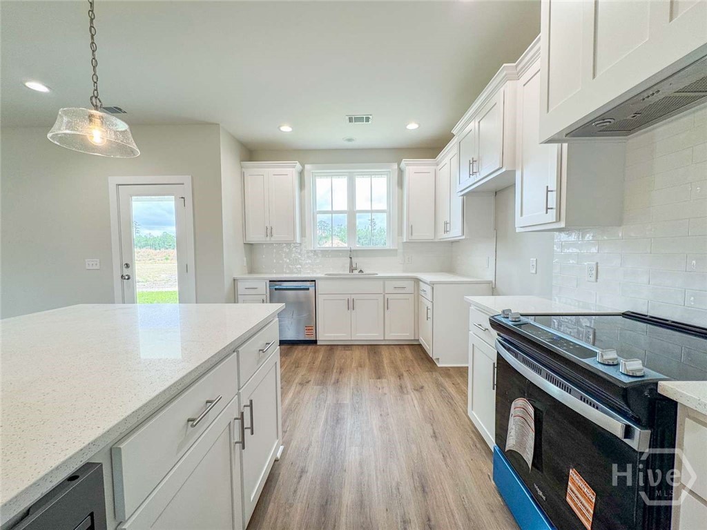 362 Cottage Loop Property Photo 8
