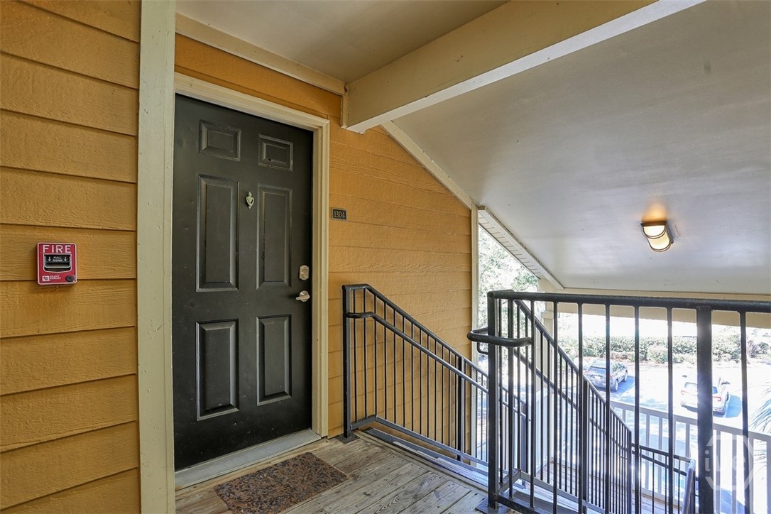 1304 Walden Park Drive Property Photo 2