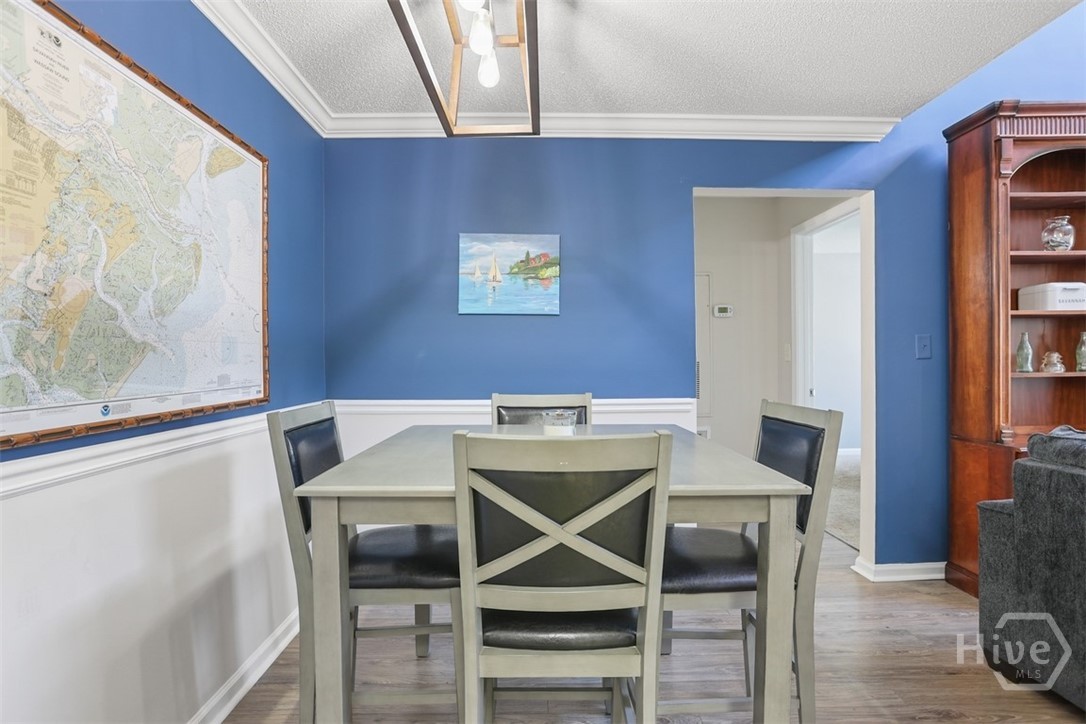 1304 Walden Park Drive Property Photo 8